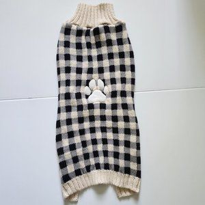 NWOT Pawprint, Buffalo Check, Pet Sweater